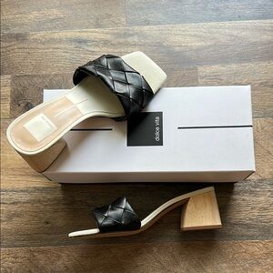 Dolce Vita Black Black Stella sandals